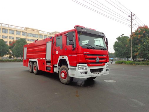 豪沃16吨泡沫消防车(国四)